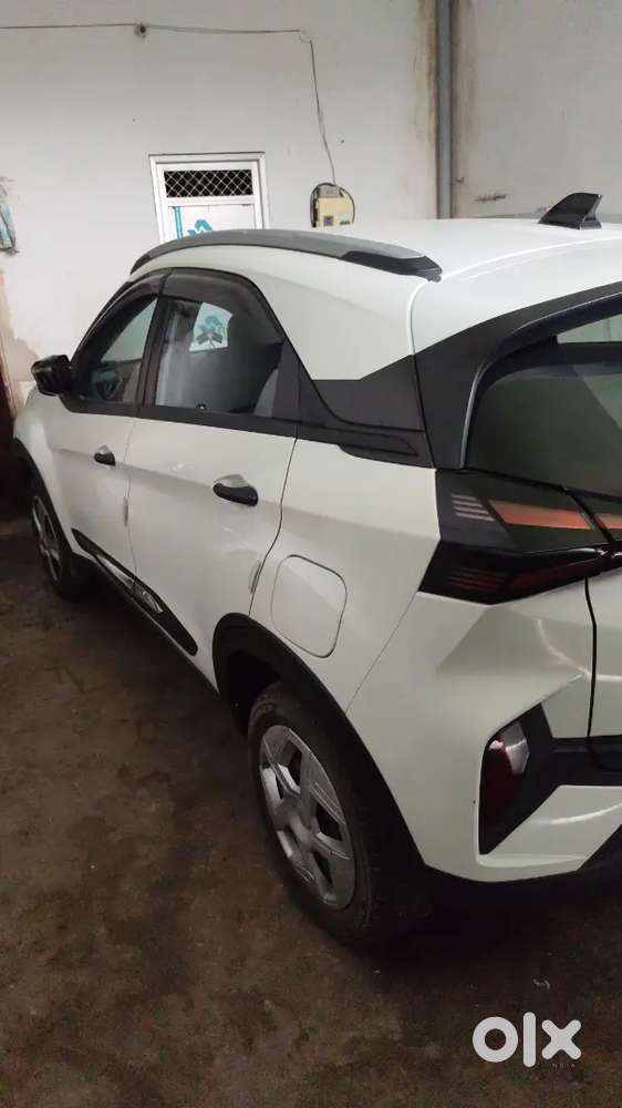 Tata Nexon Petrol Manual 2024