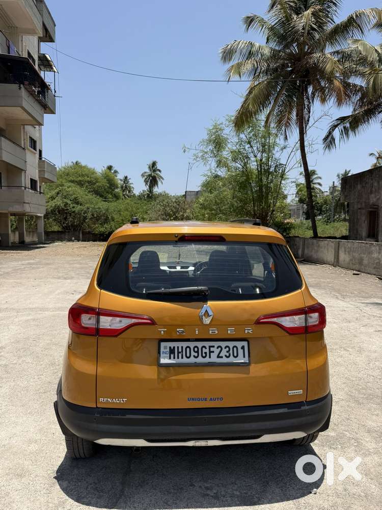 Renault Triber Rxz, 2023, Petrol