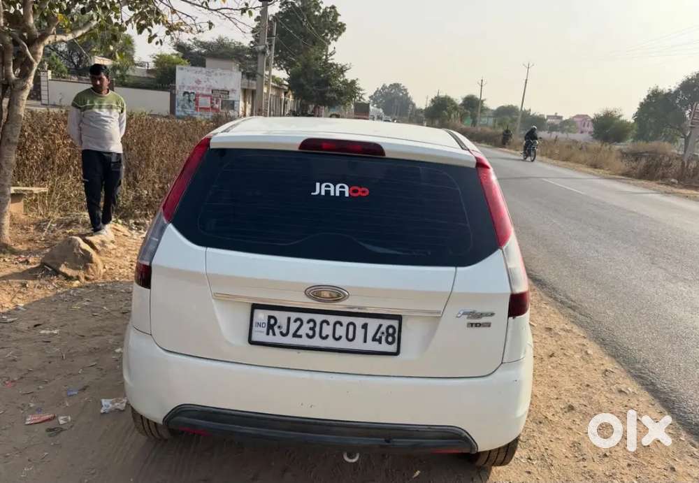 Ford Figo 1.5 Blu 2012