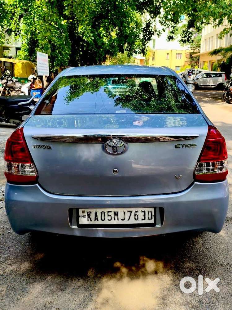 Toyota Etios 2011 Petrol Well Maintained