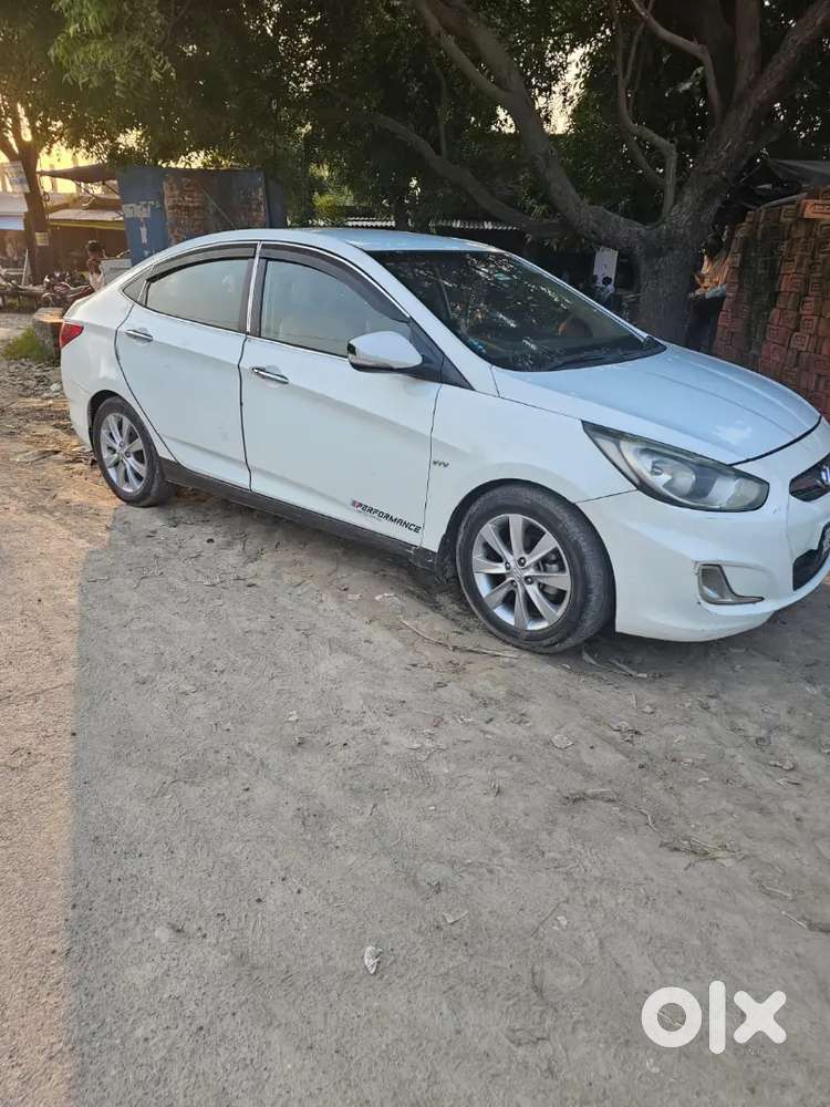 Hyundai Verna Fluidic 2012