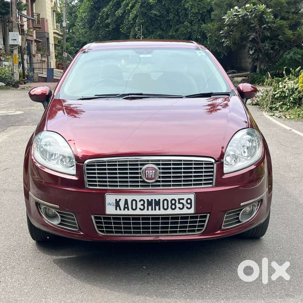 Fiat Linea Emotion Pk 1.4, 2010, Petrol