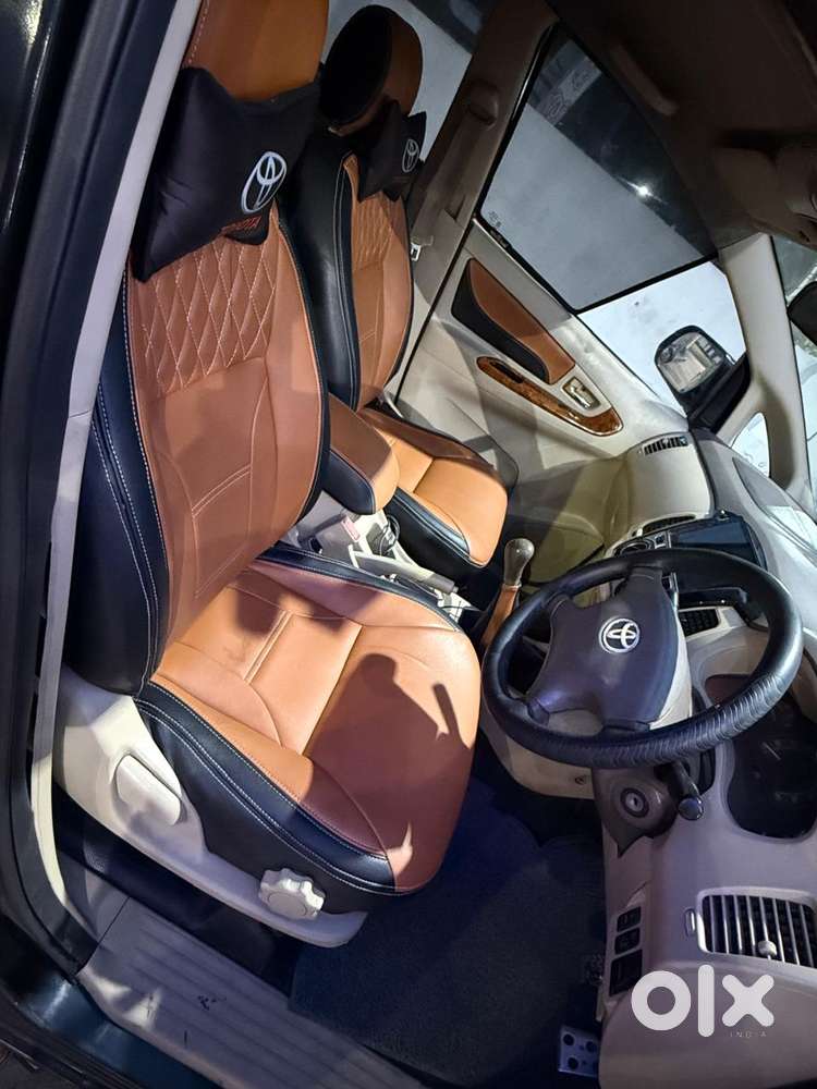 Toyota Innova 2004-2011 2.5 V Diesel 8-seater, 2008, Diesel