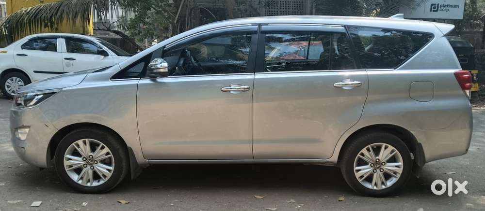 Toyota Innova Crysta