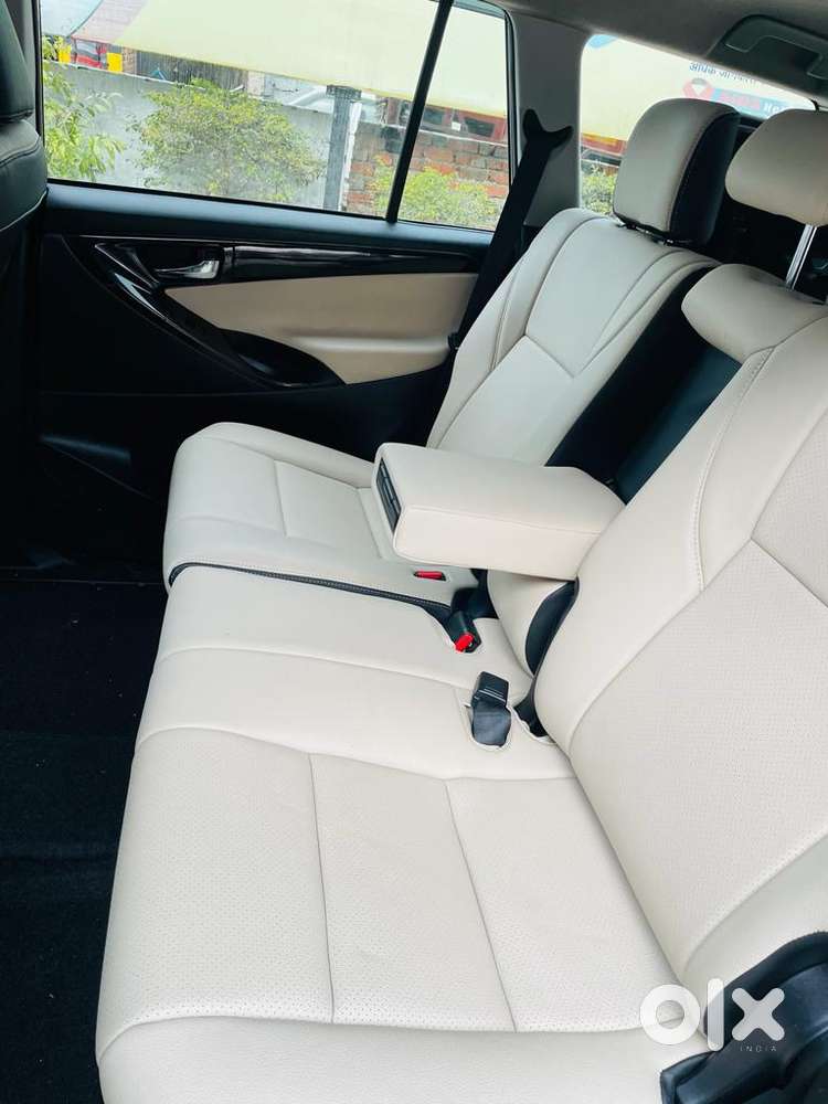 Toyota Innova Crysta Diesel 2021