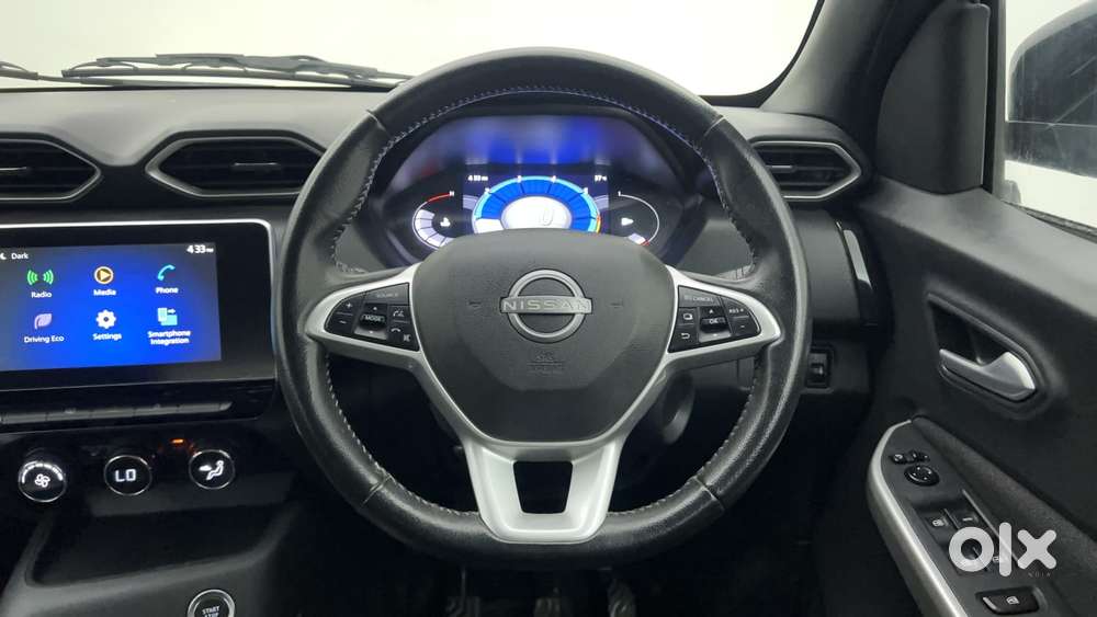 Nissan Magnite 1.0 Xv Premium, 2021, Petrol