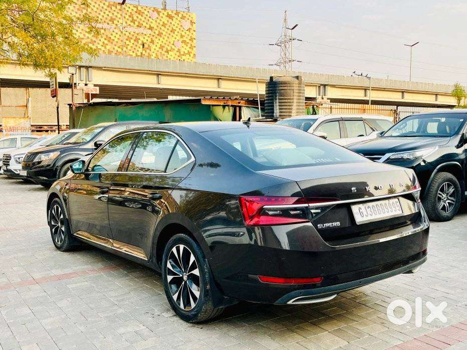 Skoda Superb 2.0 L&k Tsi At, 2021, Petrol