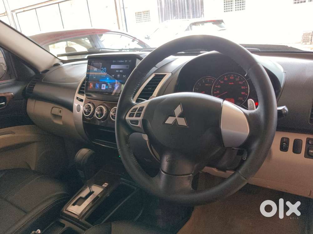 Mitsubishi Pajero Sport 4x2 Automatic, 2015, Diesel