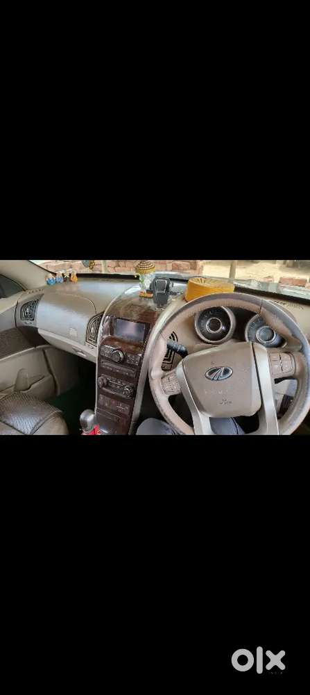 Mahindra Xuv500 2014 Diesel 104000 Km Driven