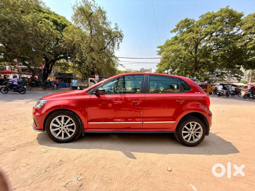 Polo Gt 1.0 L Tsi Automatic - Senior Citizen (factory Fresh)