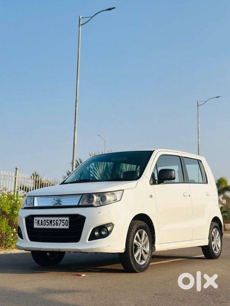 Maruti Suzuki Stingray Vxi, 2015, Petrol