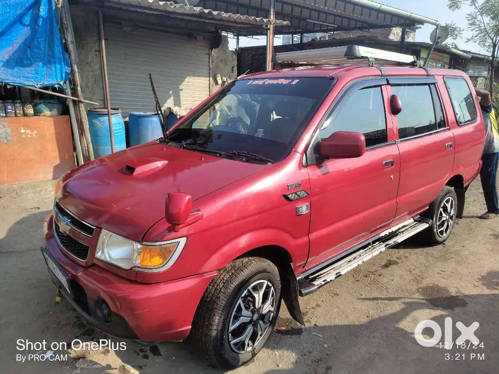 Chevrolet Tavera 2012 Diesel 402000 Km Driven