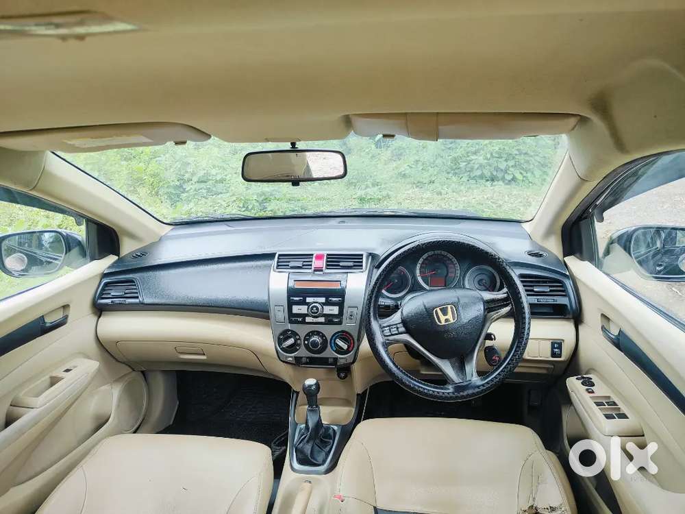 Honda City With 6th Month Warrenty