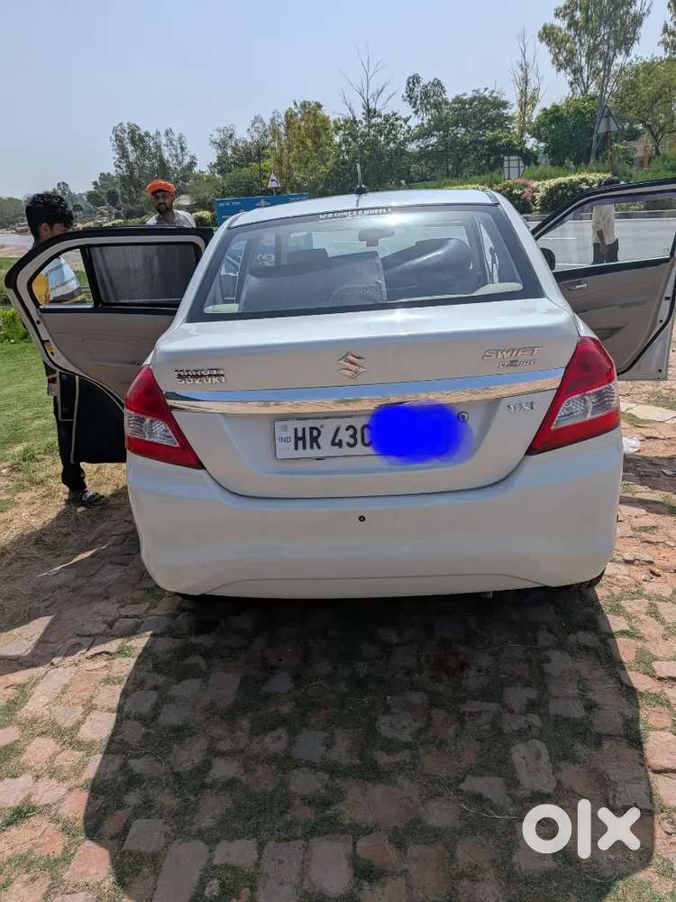 Maruti Suzuki Dzire Vxi, 2017 Petrol Manual