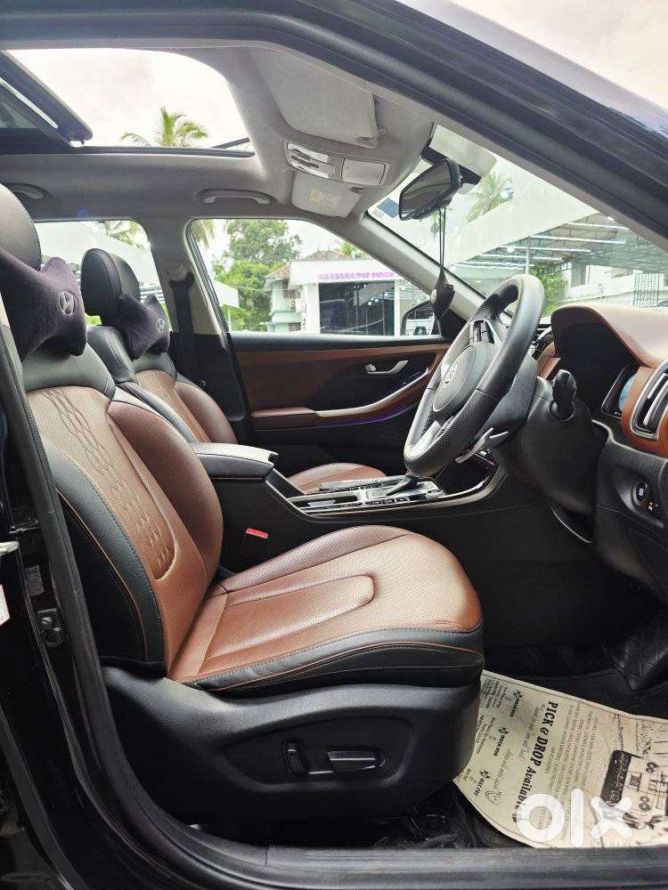 Hyundai Alcazar 2.0 Signature (o) Petrol At 7 Str, 2022, Petrol