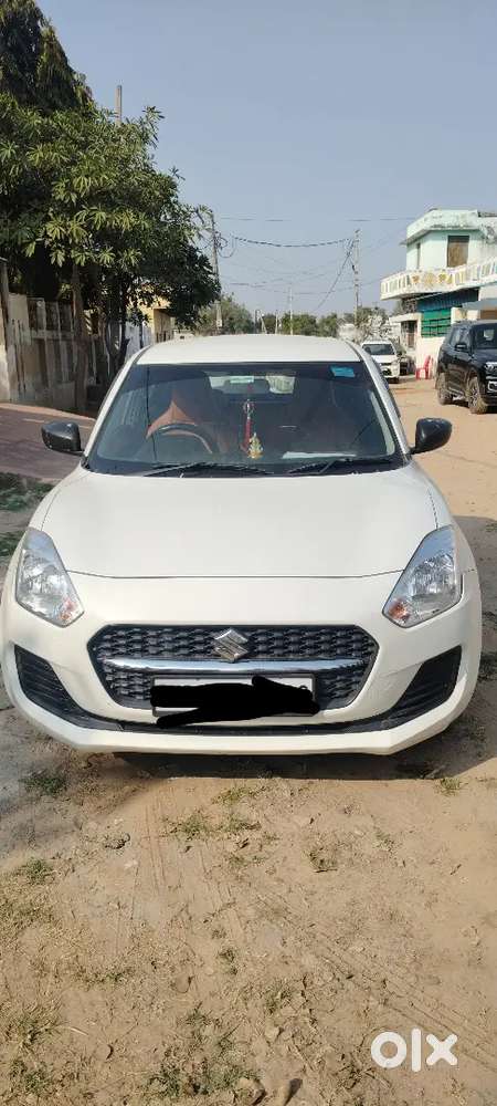 Maruti Suzuki Swift 2023 Petrol 50000 Driven Digital Screen Backcamera