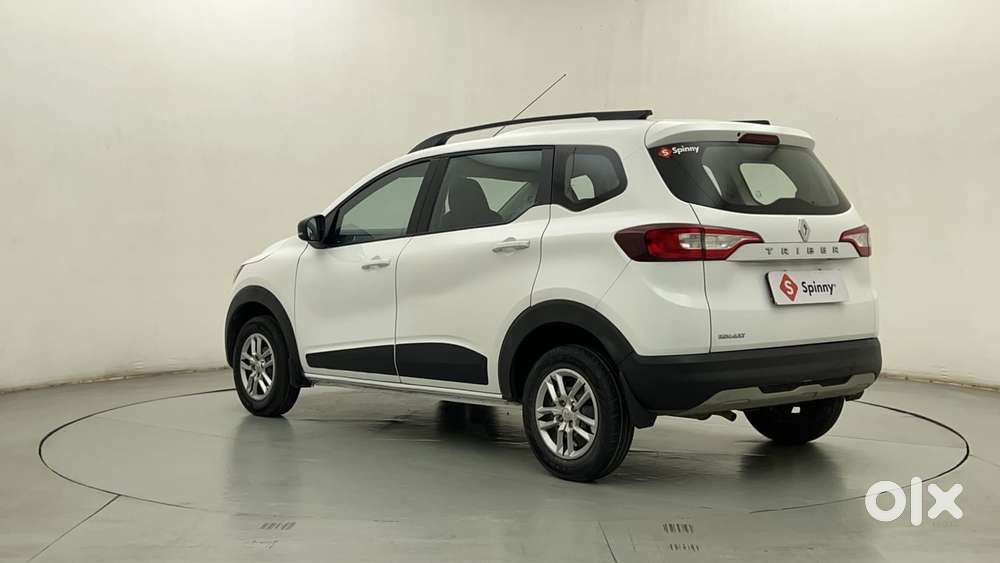 Renault Triber Rxt, 2022, Petrol