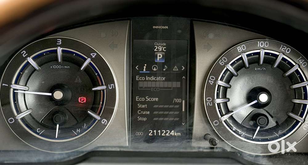 Toyota Innova Crysta 2.8 Zx At, 2017, Diesel