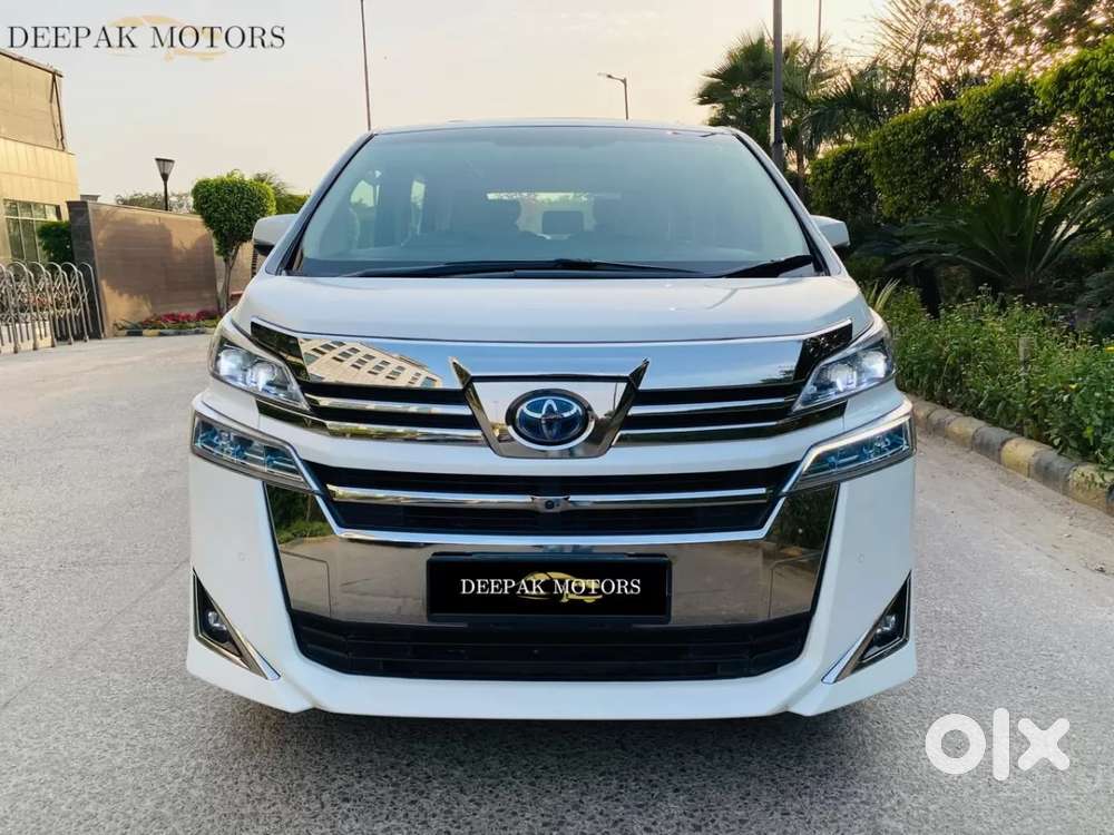 Toyota Vellfire 2.5 Hybrid, 2021, Petrol