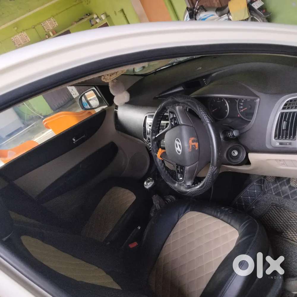 Hyundai I20 Sportz 2013 Model
