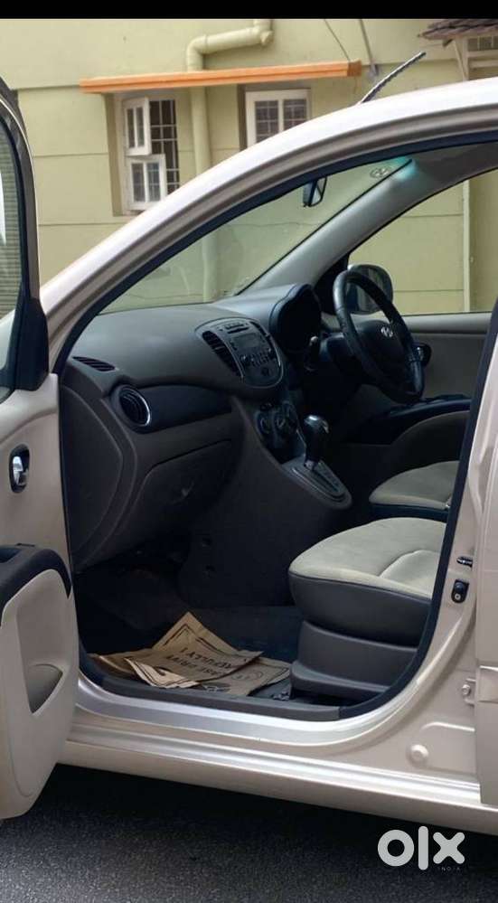 Hyundai I10 Sportz At, 2011, Petrol