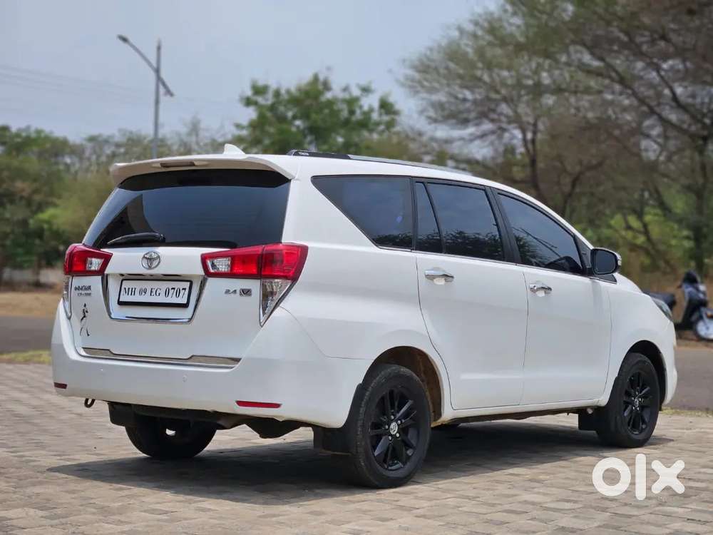 Innova Crysta Vip Number Showrom Condition New Tyres  Company Mentied