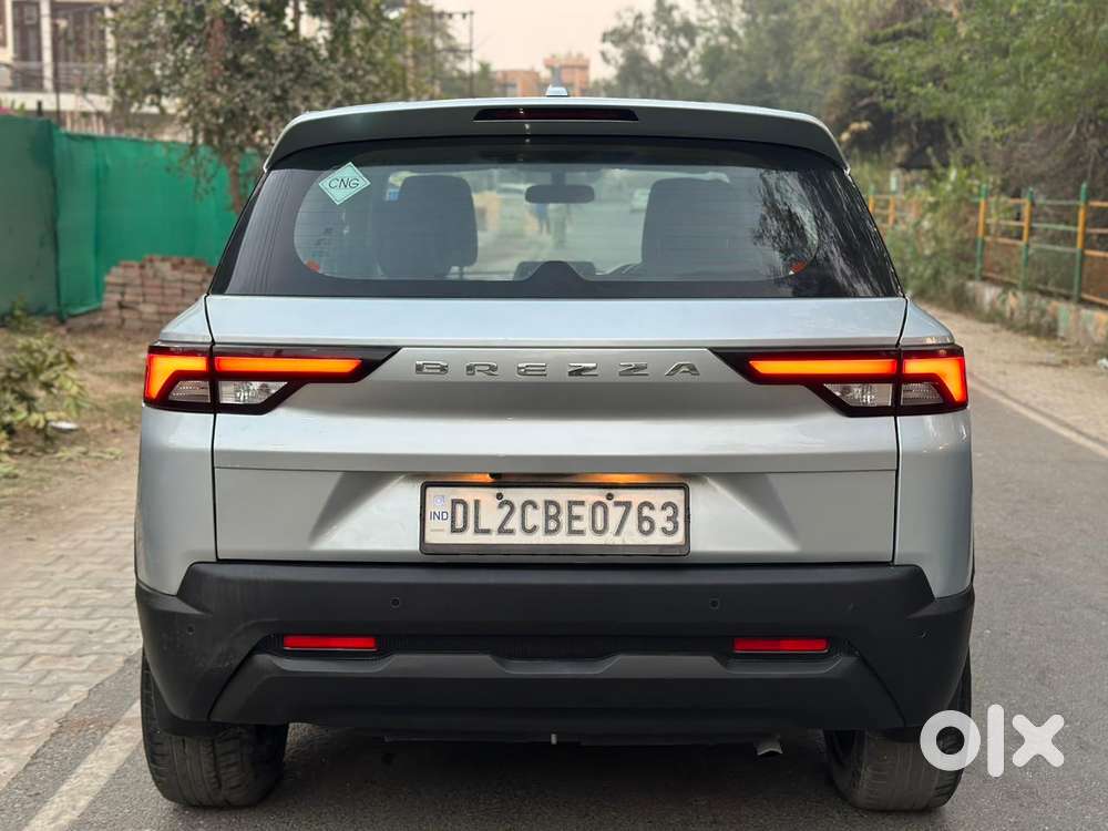 Maruti Suzuki Brezza 1.5 Vxi Cng, 2023, Cng & Hybrids