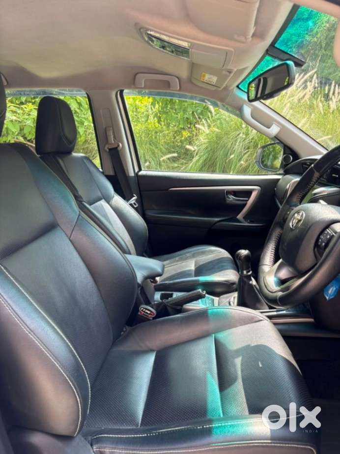 Toyota Fortuner 4x2 Mt 2.8 Diesel, 2023, Diesel