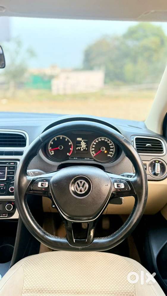 Volkswagen Polo 2015 Petrol 68000 Km Driven