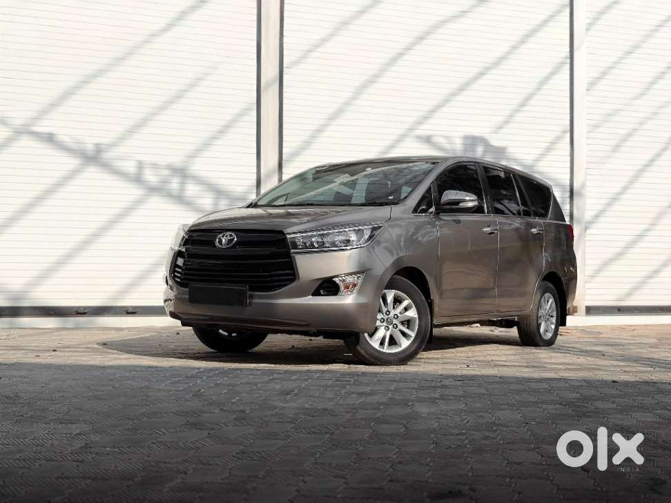Toyota Innova Crysta 2.4 Gx Mt, 2017, Diesel