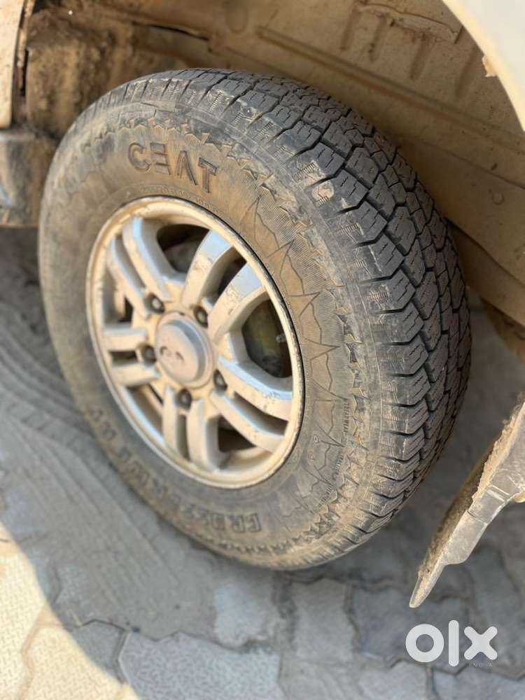 Delhi Registration Gadi Hai 2014 Model Hai Gadi Full Tiet Hai