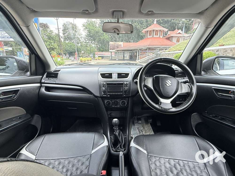 Maruti Suzuki Swift Vxi Optional, 2016, Petrol