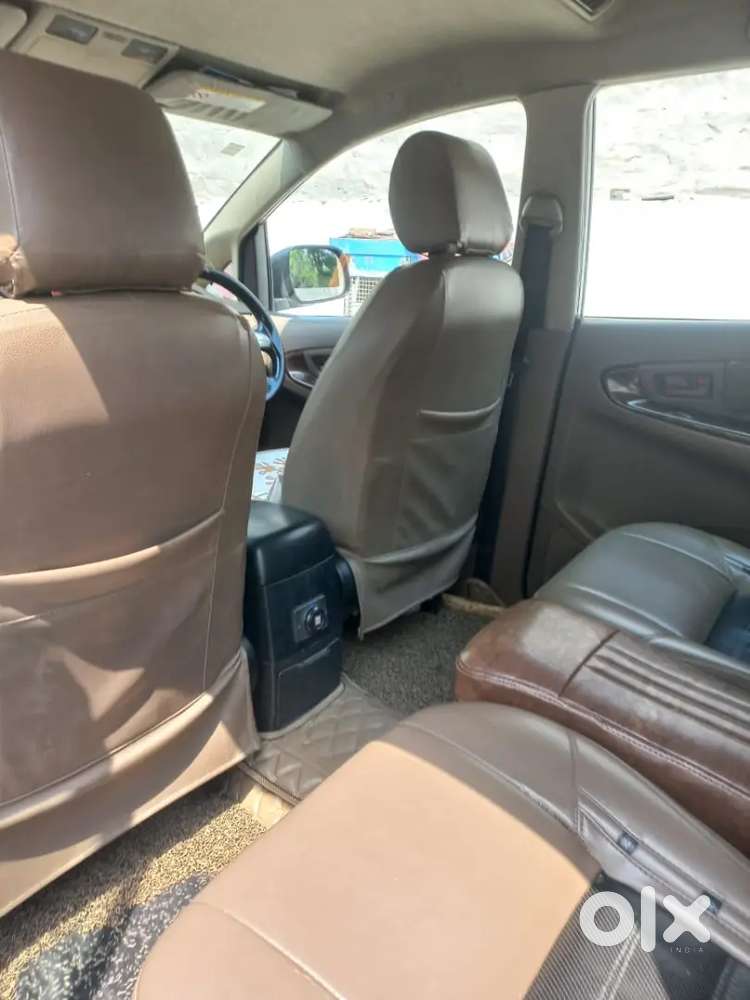 Toyota Innova 2016 Diesel Well Maintained