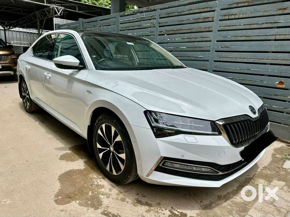 Skoda Superb 2.0 L&k Tsi At, 2021, Petrol