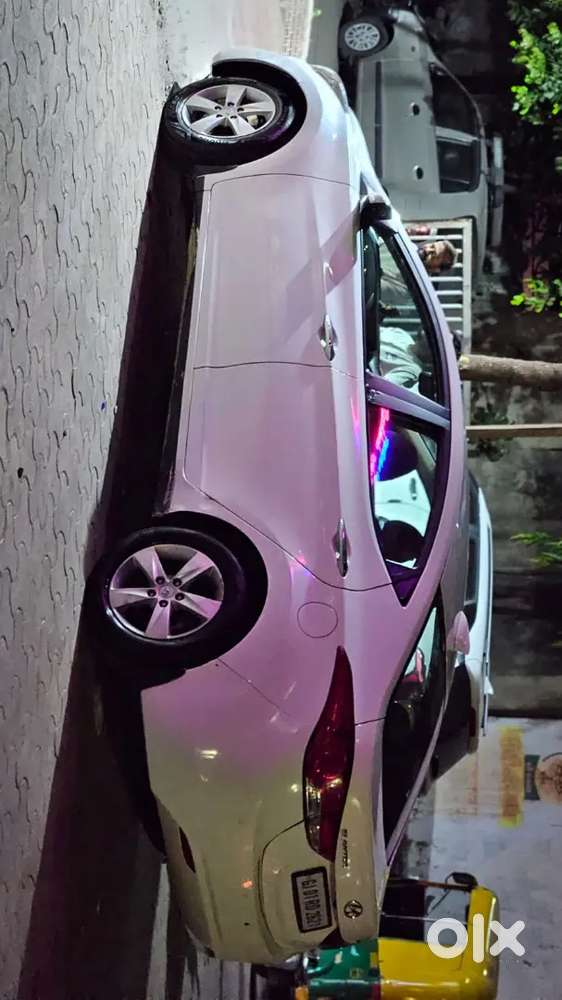 Well-maintained Hyundai Elantra Diesel (dec 2013) Excellent Condition