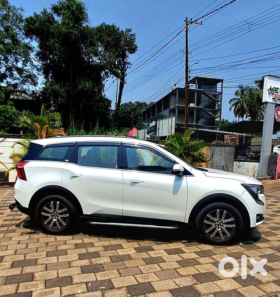 Mahindra Xuv700 2.2 Ax 7 Diesel At Luxury Pack Str, 2023, Diesel