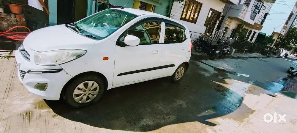 Hyundai I10 2011 Petrol Well Maintained