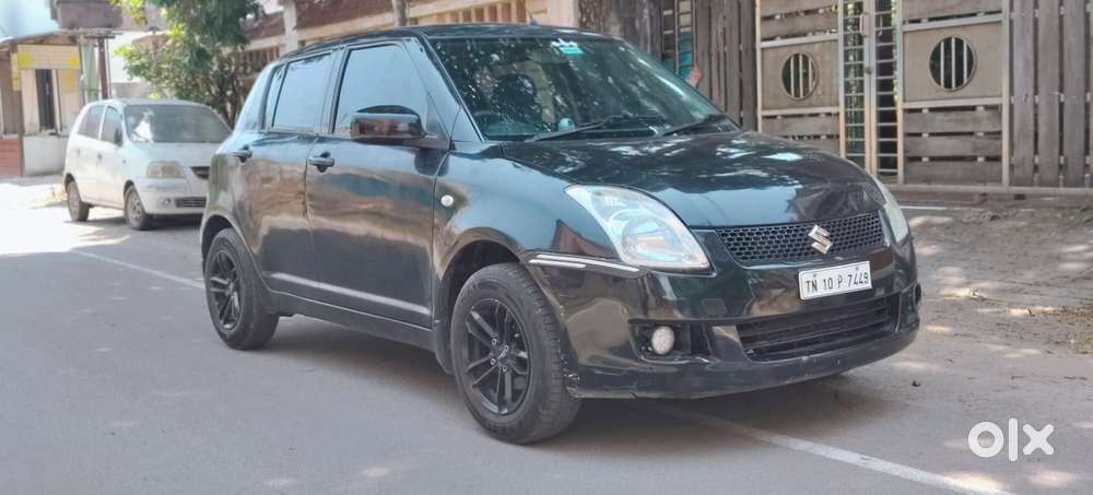 Maruti Suzuki Swift Vxi + Manual, 2006, Petrol