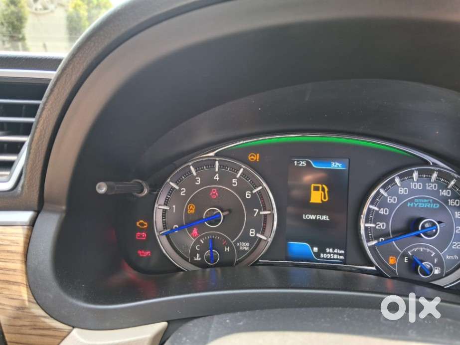 Maruti Suzuki Ciaz 1.5 Alpha Shvs Petrol, 2021, Petrol