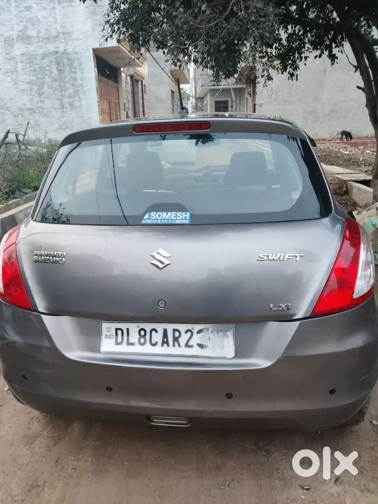 Maruti Suzuki Swift Lxi 2017