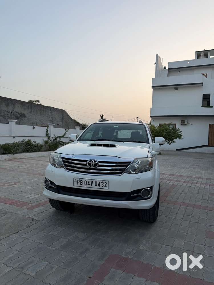 Toyota Fortuner Diesel 2015