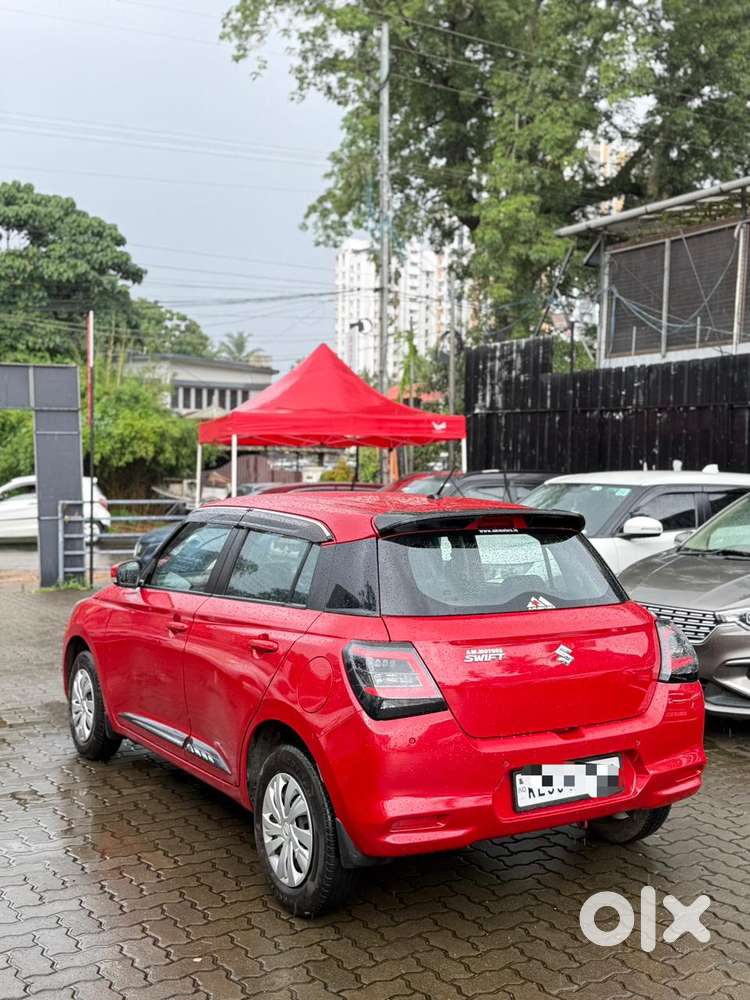 Maruti Suzuki Swift 1.2 Vxi (o), 2025, Petrol