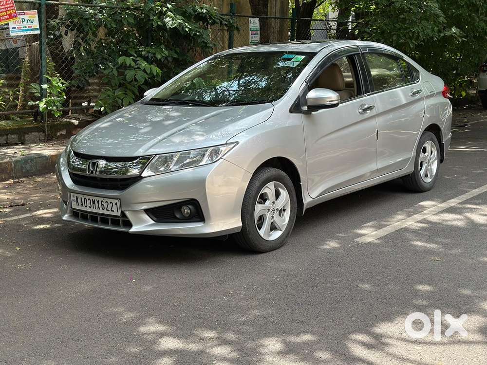 Honda City Petrol 2016 Sunroof Car