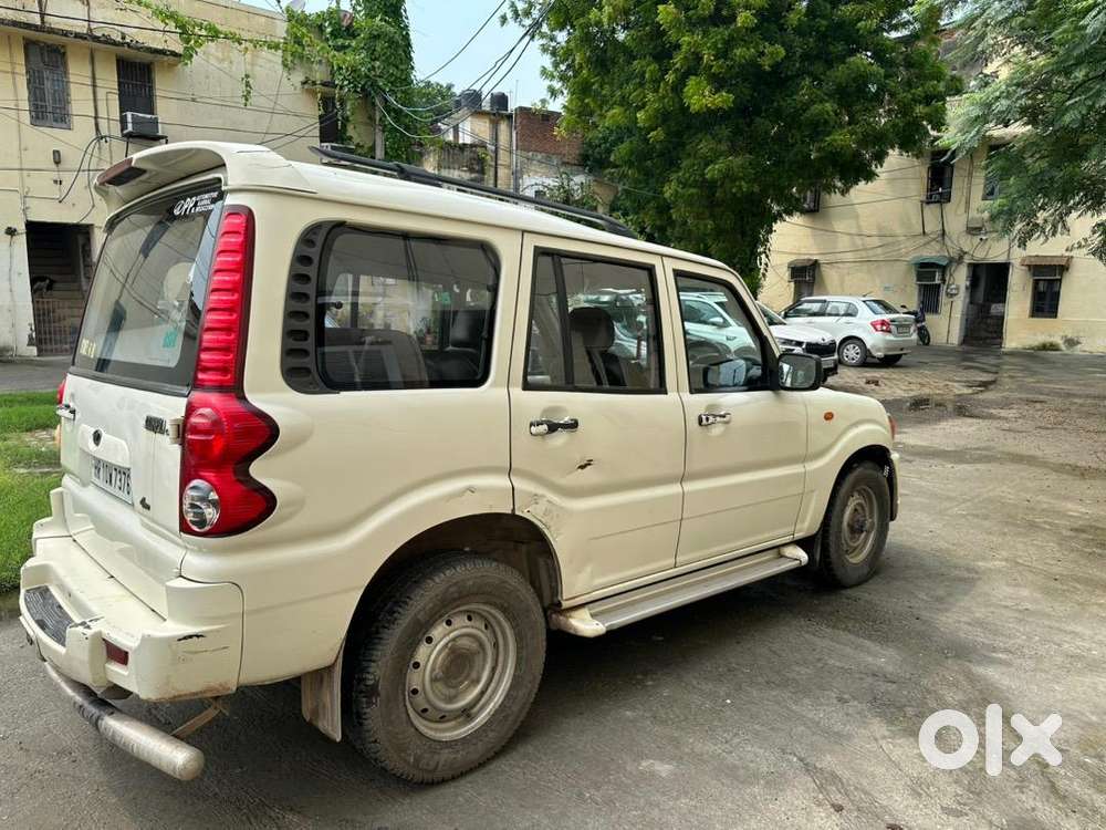 Mahindra Scorpio 2014 Diesel Well Maintained