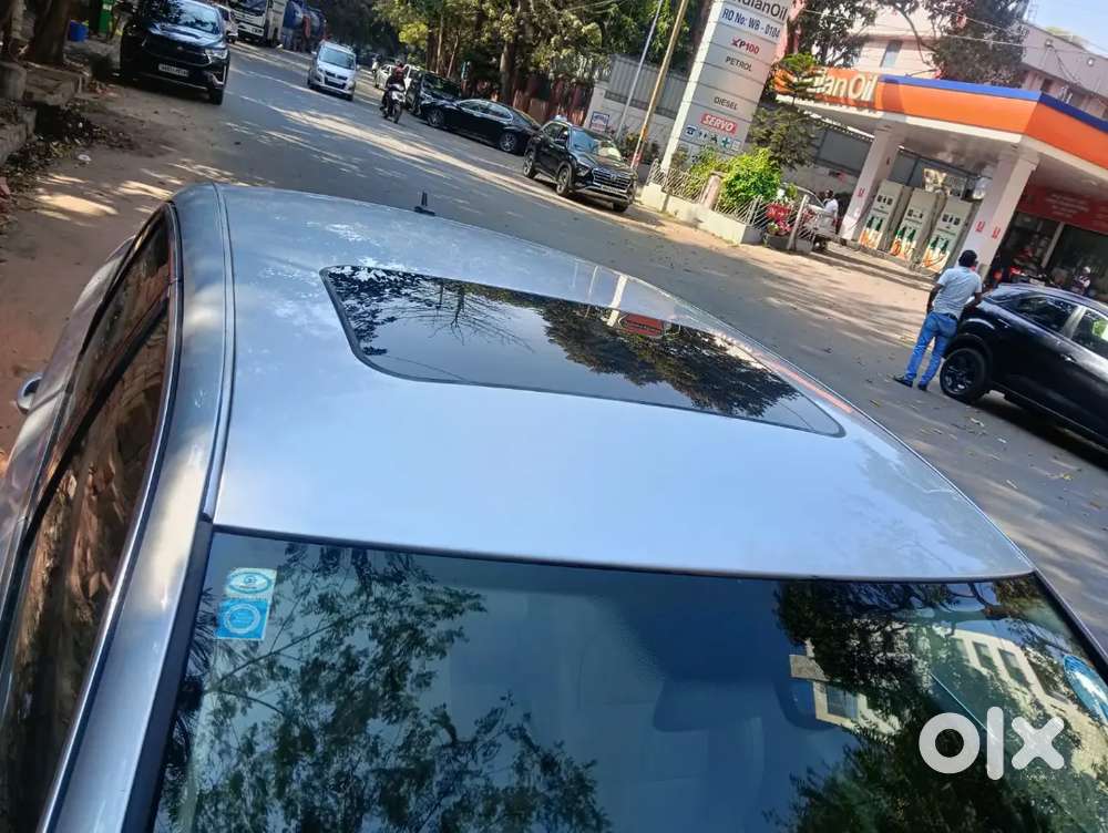 Skoda Superb 2010 Model Life Time Tax Sunroof