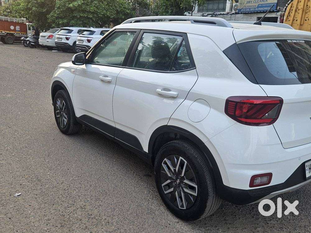 Hyundai Venue S At Turbo Gdi Petrol, 2022, Petrol