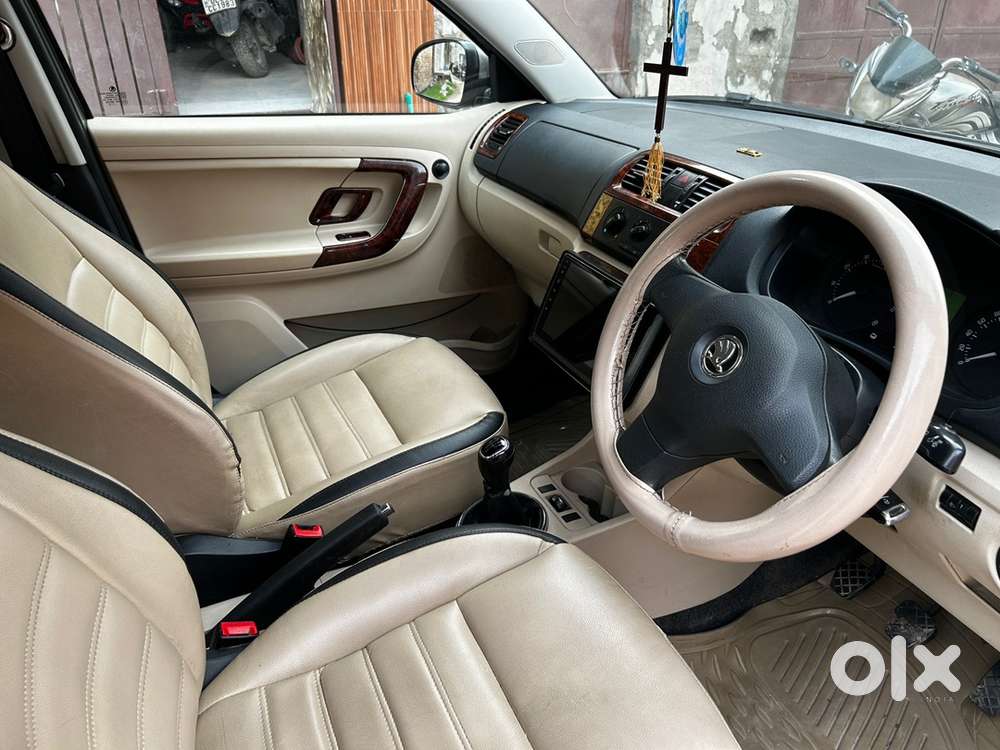 Skoda Fabia Petrol 2014