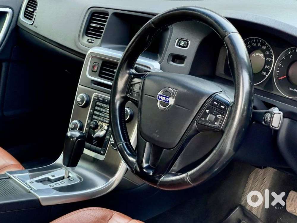 Volvo S60 Kinetic D3, 2012, Diesel