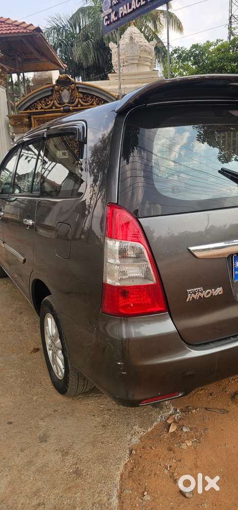 Toyota Innova 2.5 V 7 Str, 2012, Diesel