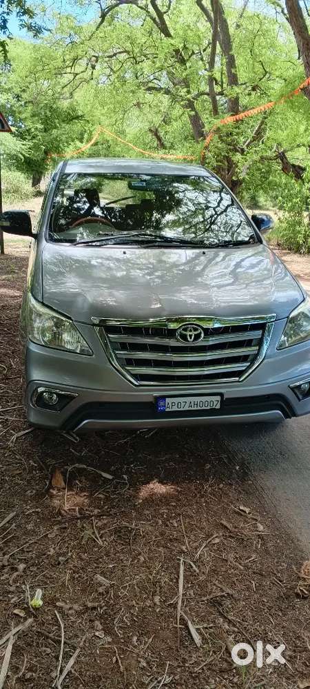 Toyota Innova 2007 Diesel 270000 Km Driven